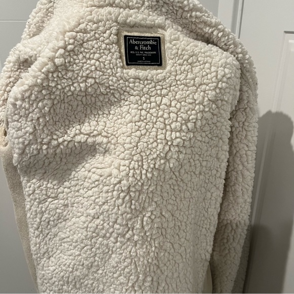 Abercrombie & Fitch Sherpa Cardigan Sz Sm - Picture 5 of 7